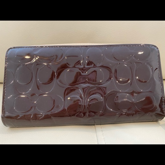 Coach Leah wallet - Picture 2 of 4